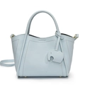 Lichtblauwe emmer tas van lychee-leer met schattige olifanthanger en schouderband - Blauw
