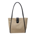 Minimalistische gewebte Stroh-Tote-Bag in Beige mit schwarzen Kontrastträgern und Verschluss - Khaki
