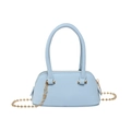 Elegante lichtblauwe mini-schelptas van leer met een verfijnde gouden kettingband - Blauw