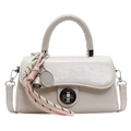 Sac à main beige chic avec breloque raquette de tennis et poignée tressée pour femme - Beige Avec Pendentif Raquette Argenté
