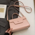 Strukturierte hellrosa PU-Leder Minitasche mit Griff und verstellbarem Schultergurt - Rosa - Ohne Anhänger