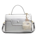 Borsa quadrata argento metallizzato con ciondolo peluche e tracolla rimovibile - Argento Con Pendente
