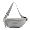 Riñonera minimalista gris claro con etiqueta naranja y detalles bordados - Gris