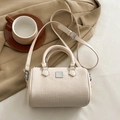 Elegante beige Tasche mit gewebter Textur, Ledergriffen und silbernen Details - Ohne Anhänger / Off-White - Ohne Anhänger