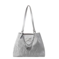 Silberne Wellen-Einkaufstasche mit Metallic-Textur, Schmetterling und Kette - Treibsand Silber