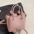 Borsa a secchiello rosa minimalista con manico annodato e tracolla donna - Senza Ciondolo / Rosa