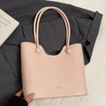 Sac fourre-tout rose clair minimaliste avec détail de poignée sphère et logo QIAOBHE - Rose - Sans Pendentif