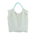 Grand sac cabas plissé blanc cassé avec anses tressées vert menthe au style minimaliste - Vert clair