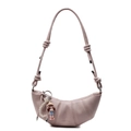Sac à bandoulière croissant rose en cuir grainé avec breloque de poupée de dessin animé - Violet