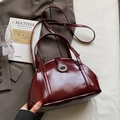 Sac à main élégant bordeaux brillant avec bandoulière réglable pour femmes modernes - Rouge Vin (Sans Pendentif)