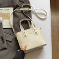 Elegant off-white woven texture bucket bag with gold fashion hardware and shoulder strap - No Pendant / Off White