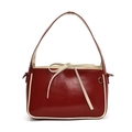 Bolso cubo vintage de charol rojo con ribetes blancos y detalle de lazo crema - Rojo