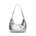 Sac croissant argenté chic avec finition cirée et breloque décorative en perles - Avec Pendentif Fille Popcorn / Argent