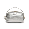Bolso pequeño cuadrado de cuero encerado plateado con cremallera dorada y asa superior - Plateado