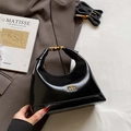Elegant black oil wax leather handbag with golden metal handle and COIH 2DN logo - Black - Without Pendant
