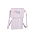 Vertikale Canvas-Handytasche zum Umhängen mit rosa-weißen Streifen und blauen Akzenten - Rosa