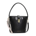 Sac seau noir minimaliste en similicuir plissé avec fermoir doré et bandoulière amovible - Style pendentif / Noir