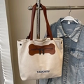 Bolso tote versátil de lona blanco roto con asas de cuero marrón y bolsillo de hueso - Gris Arroz - Sin Llavero