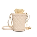 Bolso saco acolchado crema con cordón ajustable y cadena dorada de estilo elegante - Blanco