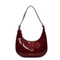 Borsa sottobraccio minimalista in pelle verniciata bordeaux con finitura lucida - Rosso Ankara