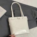 Sac seau élégant en cuir blanc crème brillant avec boucle décorative pour trajet chic - Blanc sans Pendentif