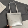 Sac seau argenté métallisé avec boucle décorative et surpiqûres pour le quotidien - Argent - Sans Pendentif