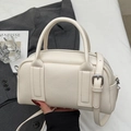 Sac Boston chic blanc crème en cuir grainé avec poignées et bandoulière réglable - Blanc Cassé - Sans Pendentif