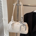 Minimalist cream shoulder bag with lace and checkered ribbons on a metal hanger - No Pendant / Off White