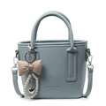 Hellblaue Eimer-Handtasche aus Leder mit Litschi-Muster, Schleife und Perlenanhänger - Karomuster-Schleifen-Anhänger / Blau