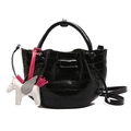 Sac seau noir avec gaufrage crocodile, breloque pégase et bandoulière réglable - Noir - Sans Pendentif