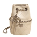 Sac seau matelassé blanc crème avec bandoulière chaîne et détail nœud argenté - Blanc Cassé