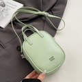 Elegante borsa a tracolla verde menta con cinturino regolabile e dettagli in rilievo - Verde - Senza Ciondolo