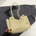 Elegante borsa tote in pelle color crema con trama litchi e tracolle a cordoncino - Senza Ciondolo / Giallo