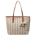 Borsa tote beige minimalista con motivo a orso e tracolla marrone su sfondo bianco - Con Ciondolo / Bianco Sporco