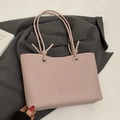 Elegante borsa tote in pelle martellata rosa chiaro con cinturino a nodo e occhielli - Senza Ciondolo / Rosa Loto