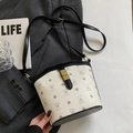 Classic white bucket bag with bear print and black strap for casual crossbody wear - White/Black-No Charm