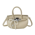 Sac seau blanc cassé avec texture litchi, nœud en perles et pendentif cœur argenté - Blanc Cassé (Avec Pendentif)
