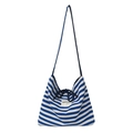 Blau-weiß gestreifte Canvas-Einkaufstasche mit Knotendetail und SEE YOU Label - Blau