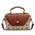 Retro contrast top handle square bag in cream and brown with cartoon bear print - Off White