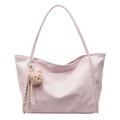 Grande borsa tote in ecopelle rosa con un simpatico ciondolo orsetto di peluche - Con Ciondolo / Rosa