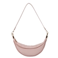 Bolso bandolera de media luna rosa en cuero sintético brillante con detalles dorados - Rosa