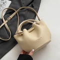Sac seau chic beige à motif litchi avec poignée nouée et bandoulière réglable - Jaune - Sans Pendentif