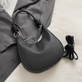 Sac hobo en cuir grainé noir avec poignée nouée et bandoulière amovible réglable - Noir - Sans Pendentif