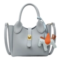 Sac seau en cuir bleu clair à motif litchi avec breloque cheval et fermoir rotatif - Grand / Sans Pendentif / Bleu