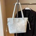 Sac fourre-tout bleu clair à motif marbré avec fines bretelles et cordons de serrage latéraux - Bleu Clair (Sans Pendentif)