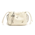 Borsa a nuvola bianco sporco con farfalle metalliche e tracolla a catena chic - Bianco