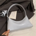 Bolso de hombro media luna en cuero sintético azul claro con correa a juego - Azul - Sin Colgante
