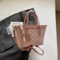 Borsa tote rosa con monogramma, manici superiori e tracolla regolabile per donne - Rosa