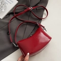Glossy red oil wax leather handbag with retro metal clasp and adjustable shoulder strap - No Pendant / Red