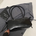 Chic black baguette underarm bag with sleek glossy finish and side fringe tassel - No Pendant / Black